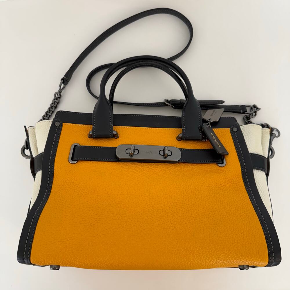 Coach Swagger with Chain in Pebble Leather Orange/Black/White 36995 NWT - Picture 5 of 16
